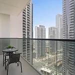 Classy And Sophisticated 3Br Plus 1 Gr In Downtown With Burjkhalifa View